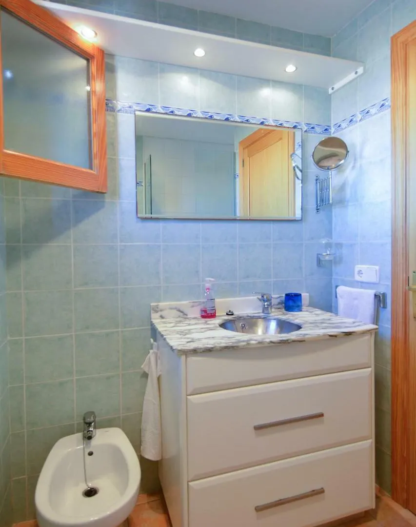 Sea Side Apartment 200 Mts From The Beach In Son Serra ソン・セッラ・デ・マリーナ